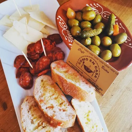 Tapa Chorizo y Manchego